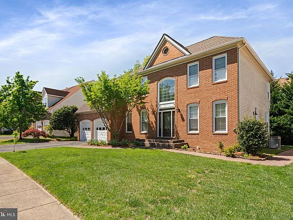 2nd image of 7616 Seabrook Ln