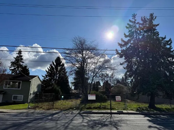 11830 92nd Ave, Delta, BC V4C 3L4