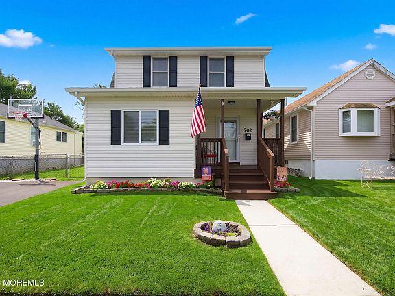 3rd image of 702 Lorillard Avenue