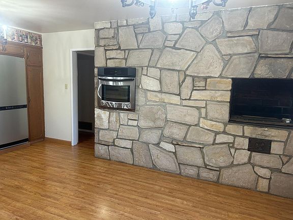 3rd image of 346 7th St