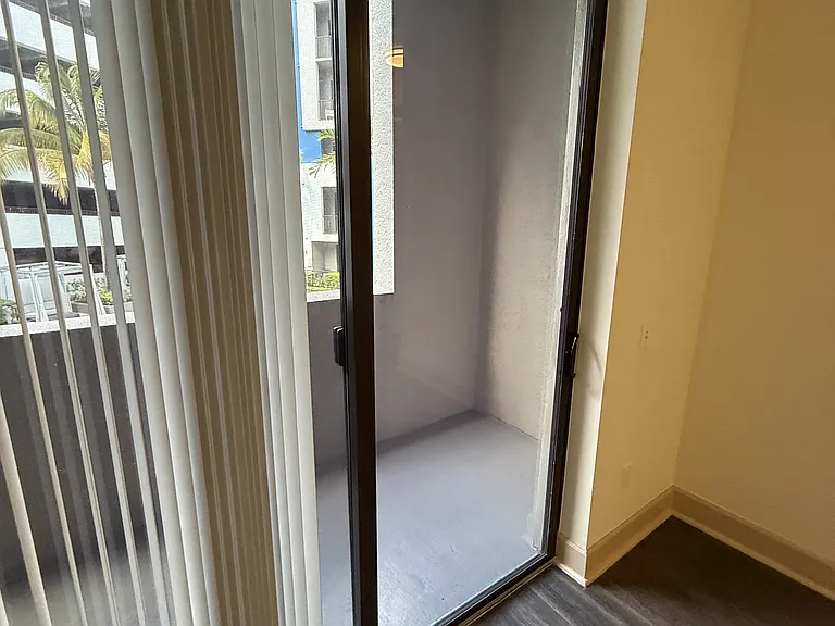 8430 NW 33rd Ter #33 — Photo 3