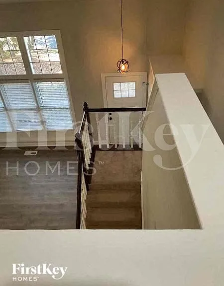 3907 Melshire Ln — Photo 3
