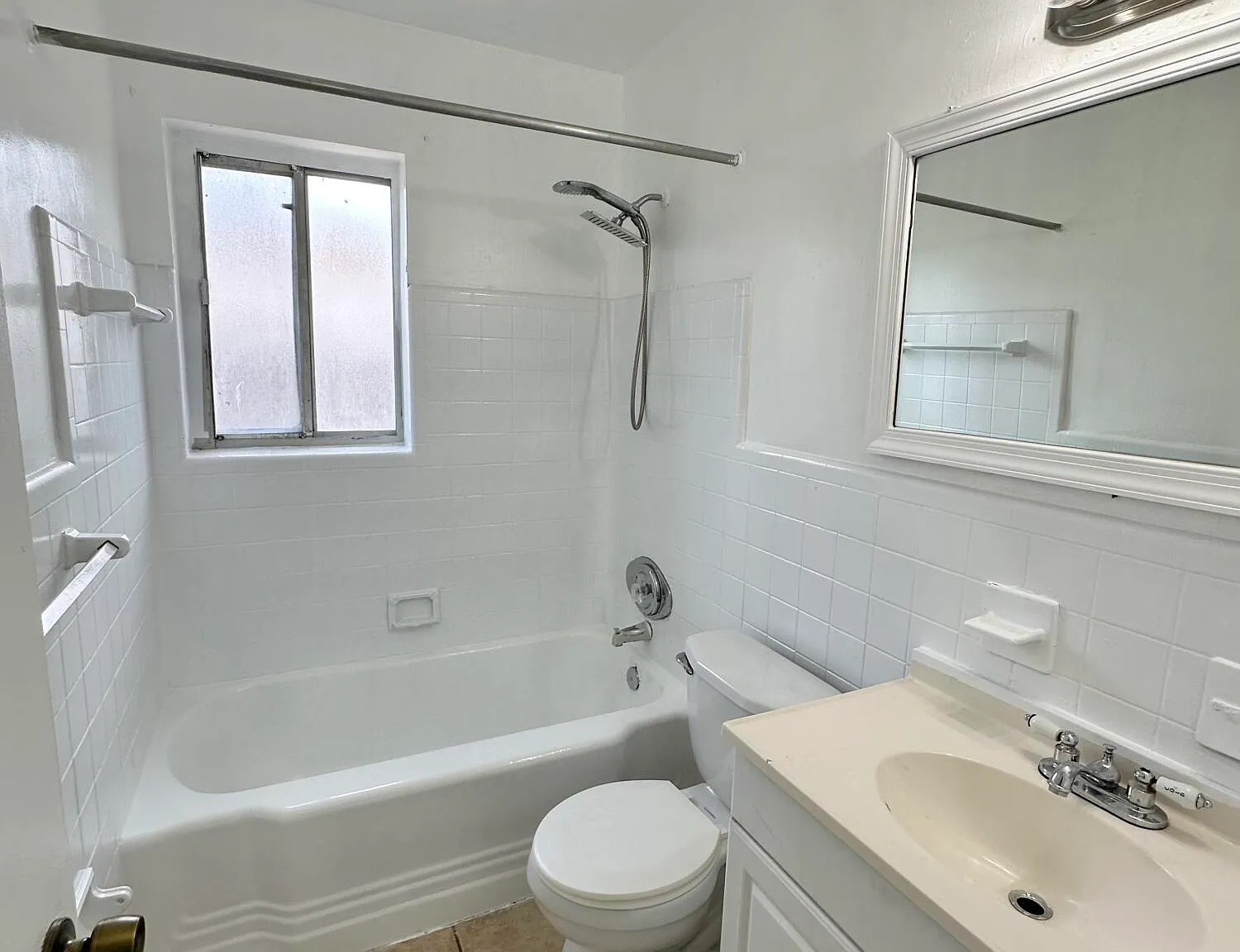 1 bed, 1.0 bath, 680 sqft, $1,500 — Photo 3