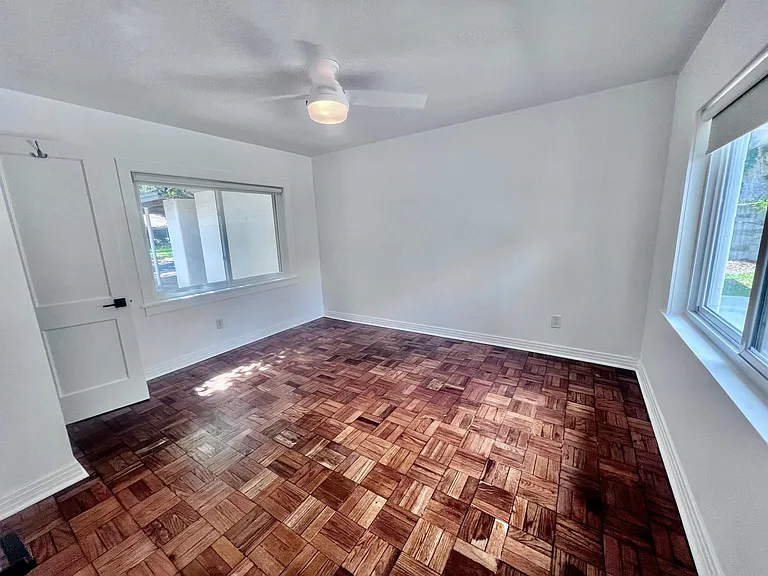 2707 NW 4th Ave — Photo 6