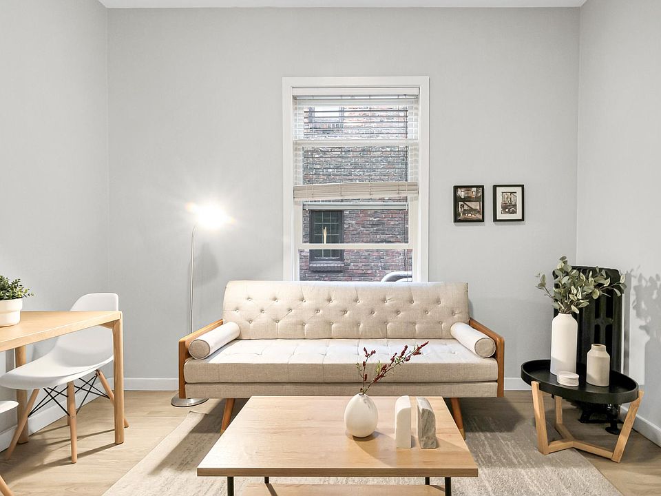 1st image of 623 Federal Ave E #304
