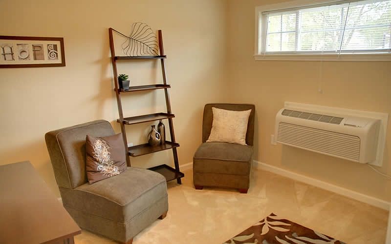 2nd image of 2105 N Greenwood Dr APT 106
