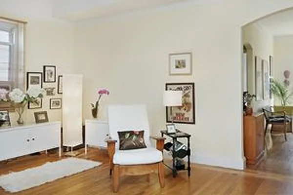 Sold by Douglas Elliman | media 25