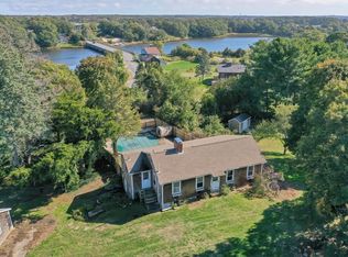1016 Drift Rd, Westport, MA 02790