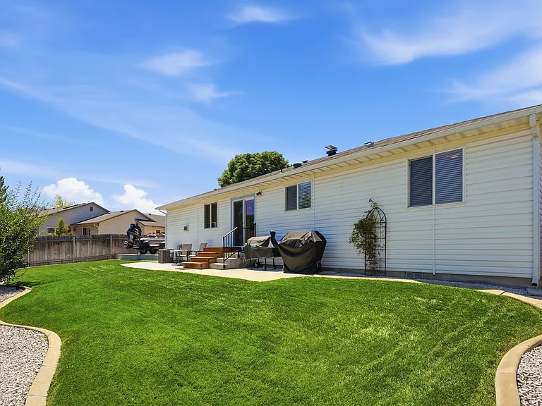 514 W Palmer Dr — Photo 28