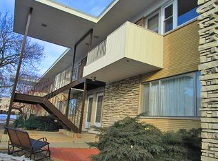 1 Garden Dr APT 5, La Grange Park, IL 60526