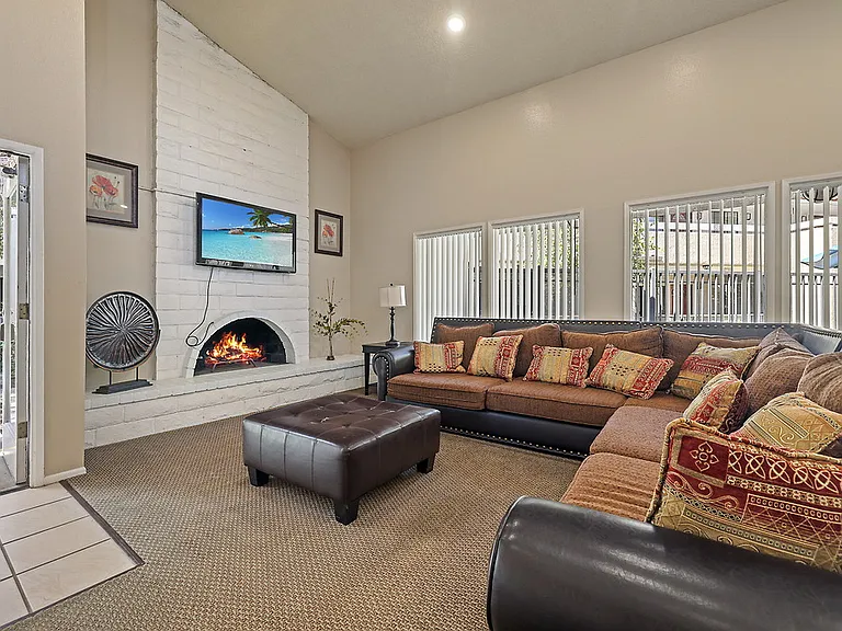 Camarillo Oaks — Photo 3