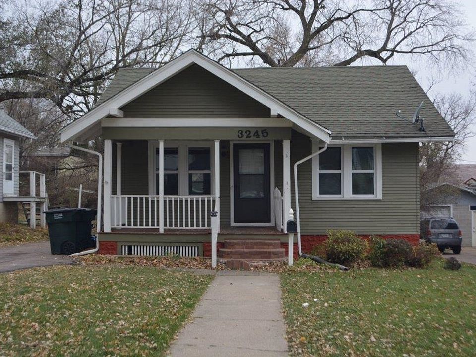 1st image of 3245 Nebraska St