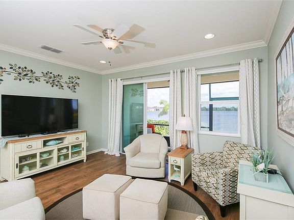 3rd image of 8907 Tuscany Isles Dr