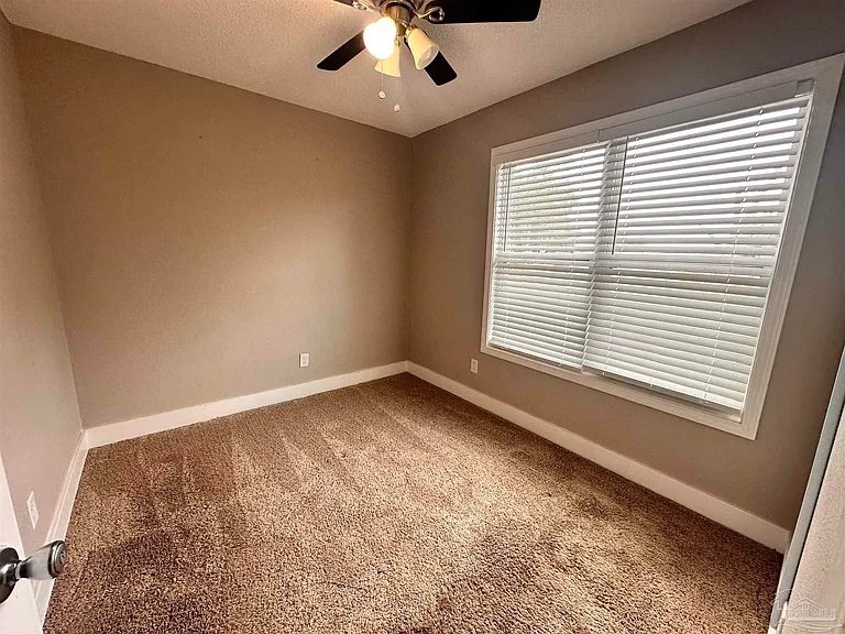 980 W Zarragossa St — Photo 8