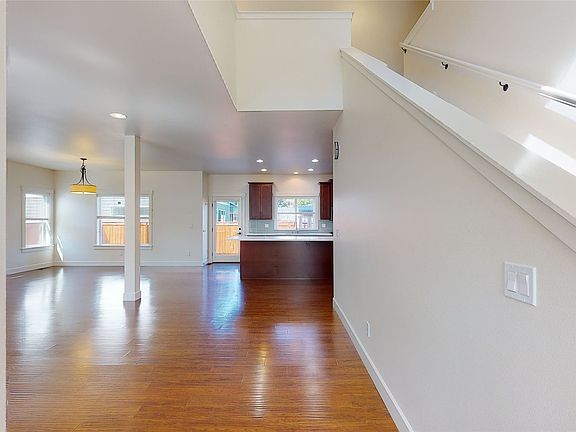 3rd image of 23606 48th Avenue W