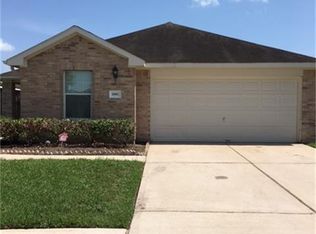 696 Saint Croix St, Alvin, TX 77511