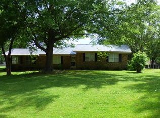 1203 E Loveless Rd, Booneville, MS 38829