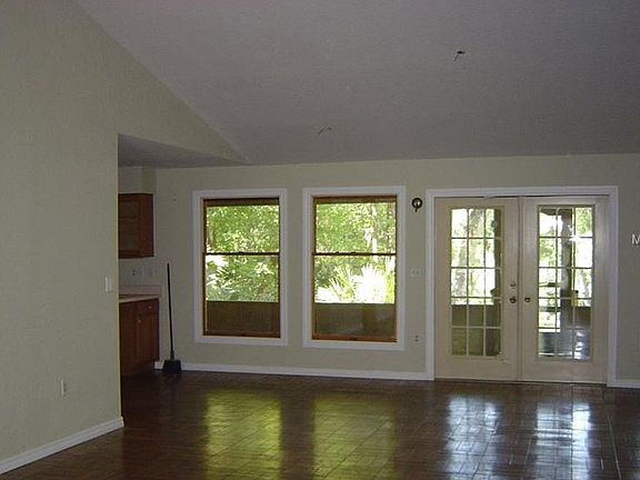 3rd image of 174 Wekiva Park Dr