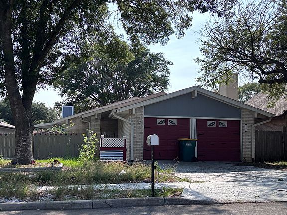 3rd image of 121 De Vaca