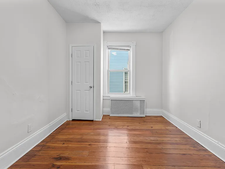 394 Gregory St #1 — Photo 6