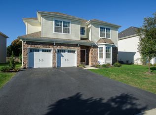 24 Dahlia Ct, Piscataway, NJ