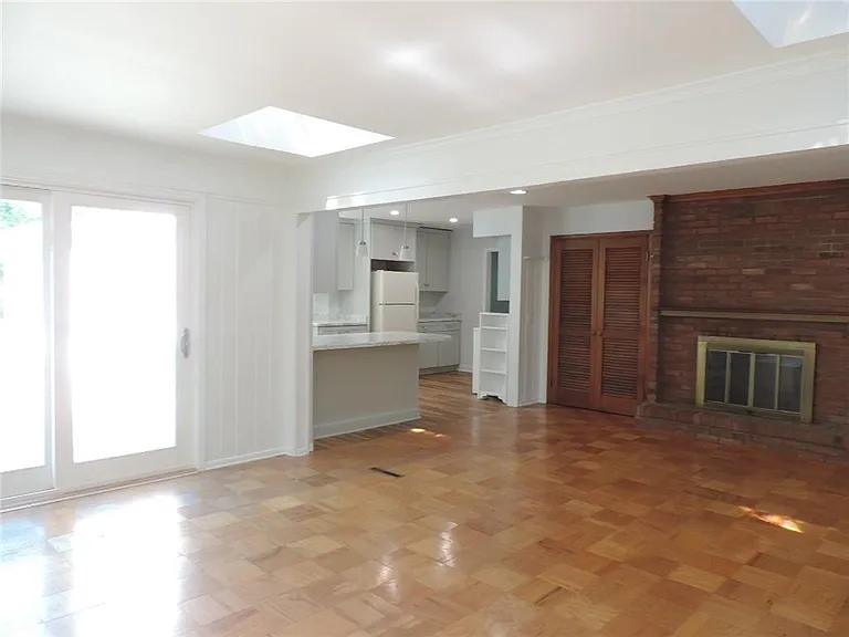3765 East Ave — Photo 3