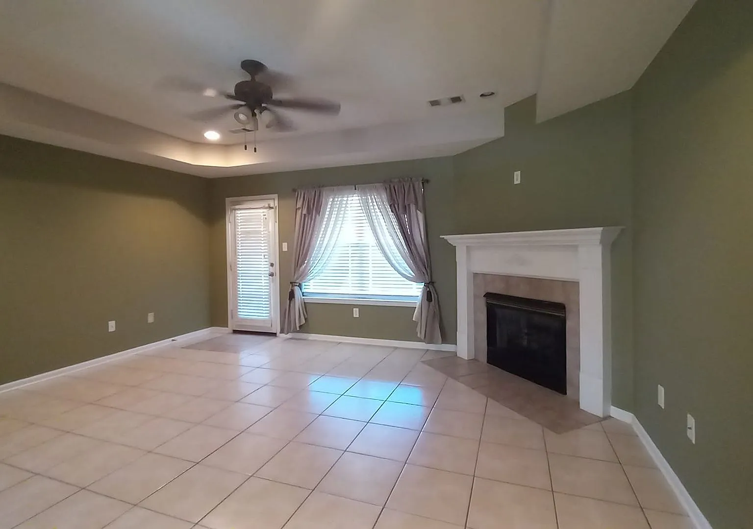2225 Redwood Drive — Photo 4