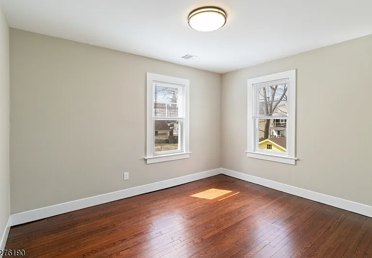 25 1/2 King St #25.5 — Photo 10