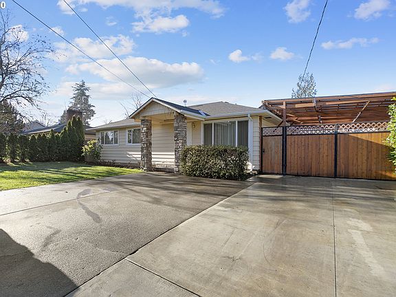 2nd image of 1825 NE 125th Ave