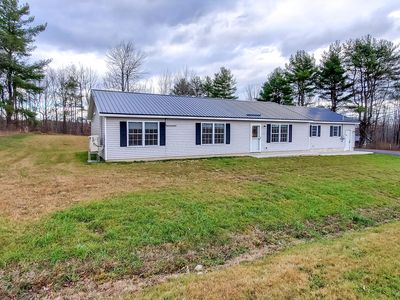 34 Godrics Holw, Sidney, ME, 04330