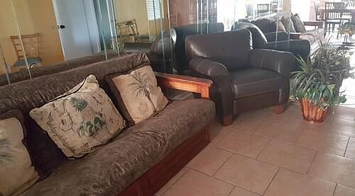 4th image of 415 Hamden Dr #9