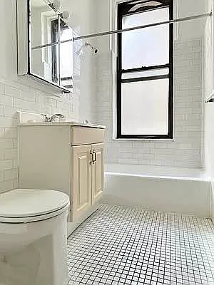 Rented by Compass | media 10