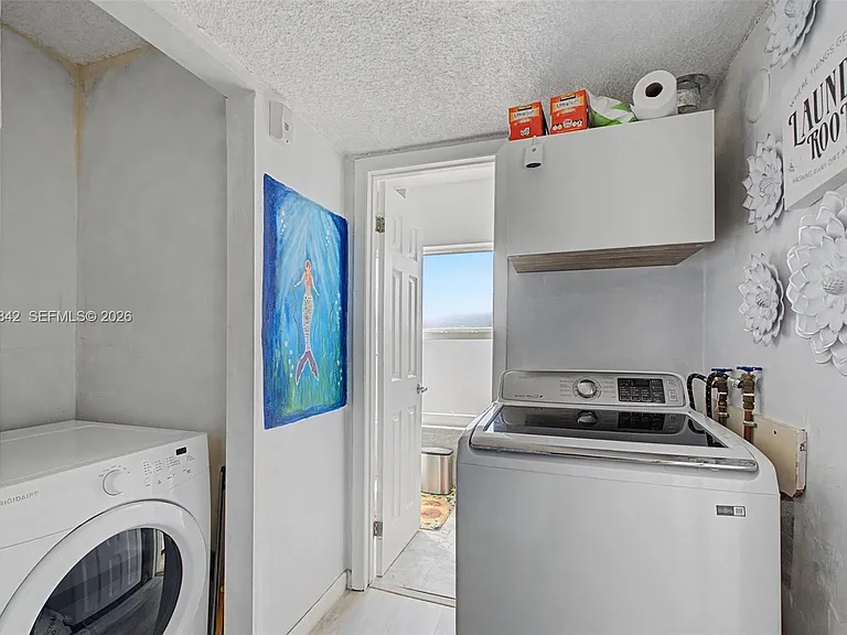 399 NW 72nd Ave #320 — Photo 10