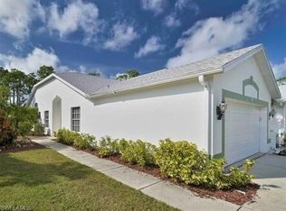 5277 Whitten Dr, Naples, FL 34104