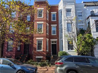 122 6th St NE APT 1, Washington, DC 20002