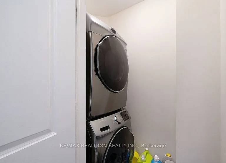 99 Townline Rd N — Photo 16