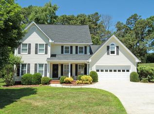 3405 Clarks Bridge Xing, Gainesville, GA 30506