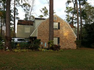 611 Jeb Stuart Ln, Conroe, TX 77302