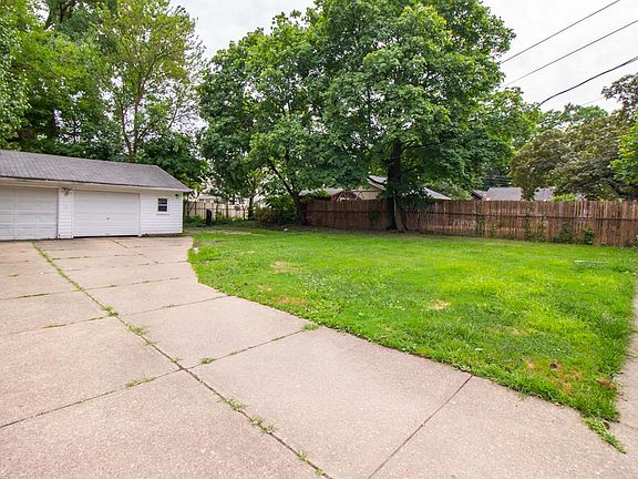 4th image of 3405 West Blvd #3405