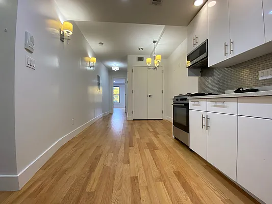 Rented by Nooklyn NYC LLC | media 2