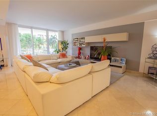 785 Crandon Blvd APT 301, Key Biscayne, FL 33149
