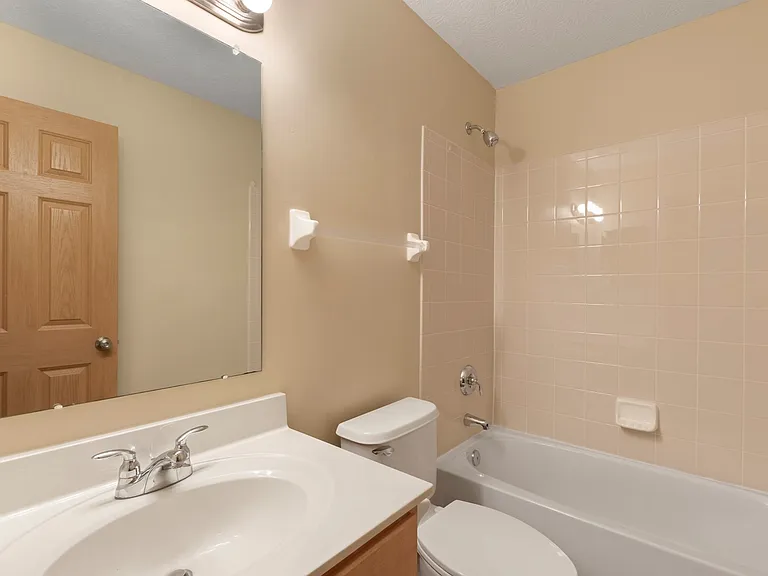 1972 Saddlehorn Way — Photo 14