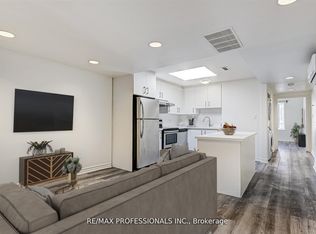 1425 Gerrard St E FLOOR 2, Toronto, ON M4L 1Z7