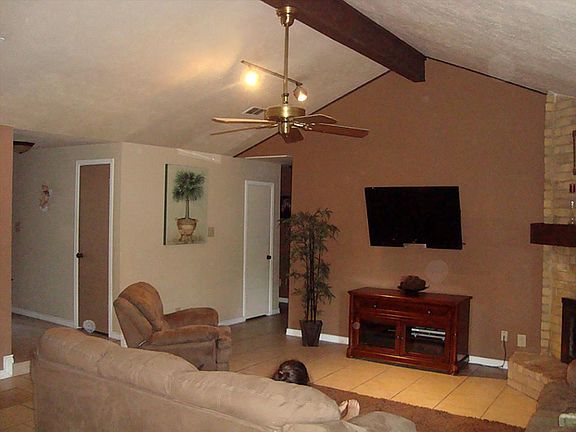 ANOTHER VIEW OF FAMILY ROOM