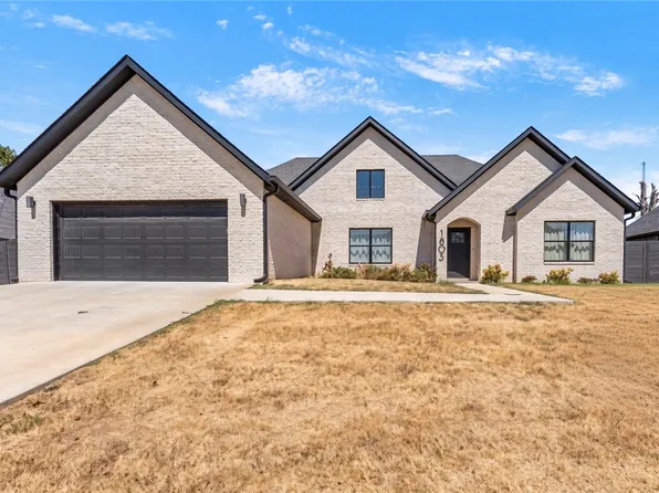 1803 W Lazy L St, Rogers, AR 72758