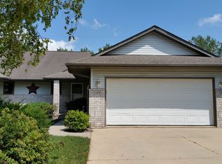 260 Cayman St #260, Iowa City, IA 52245