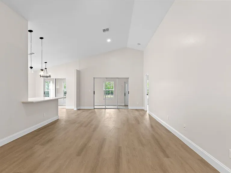 3358 Sabal Springs Blvd — Photo 14