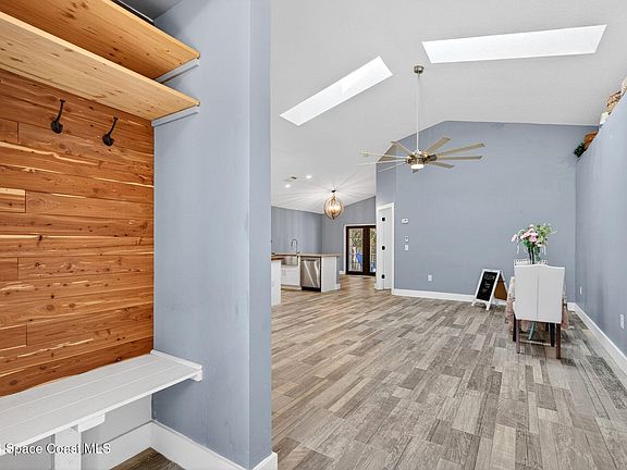 5th image of 6612 Fawn Ridge Dr