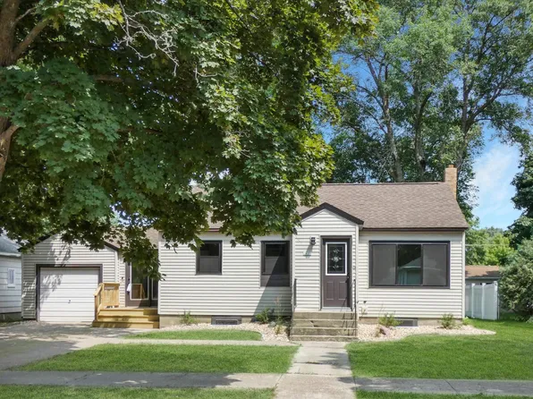 2935 Oak Ave, Slayton, MN 56172