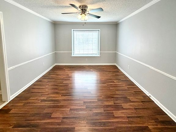 3rd image of 8660 Edney Ridge Dr